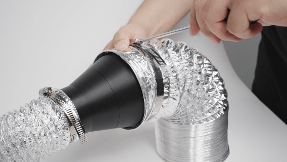 Connect the 100 mm duct to the reducer